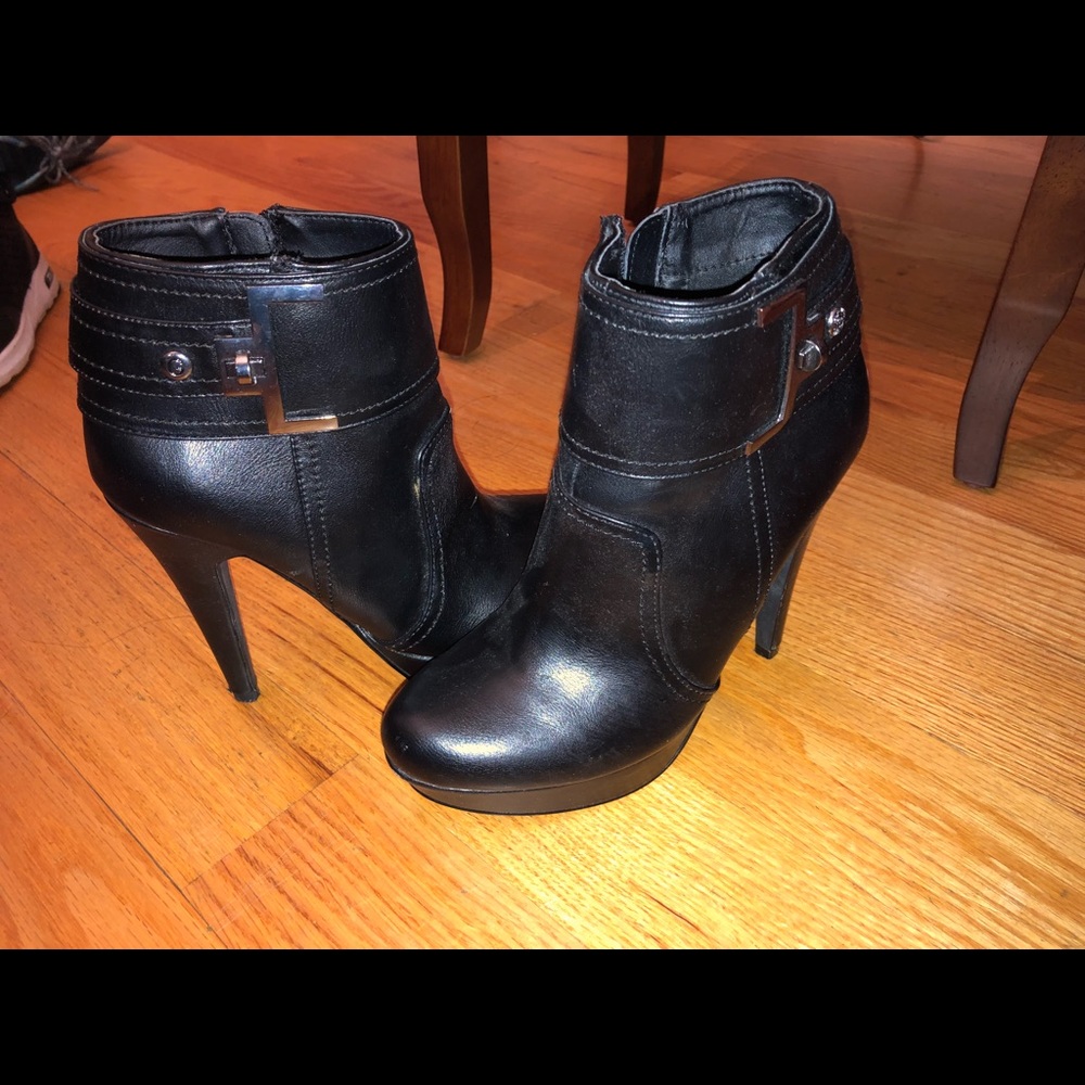 Guess heel Booties